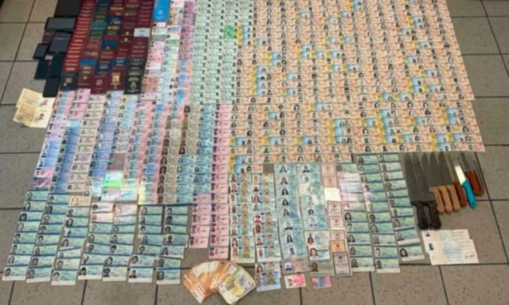 Χειροπέδες σε Ιρακινό μέλος κυκλώματος πλαστών εγγράφων-Έρευνες για σχέσεις με εξτρεμιστές
